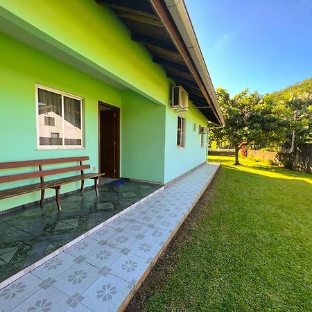 Casa Ampla Ha 8 Minutos Do Centro Villa โปเมโรเจ ภายนอก รูปภาพ