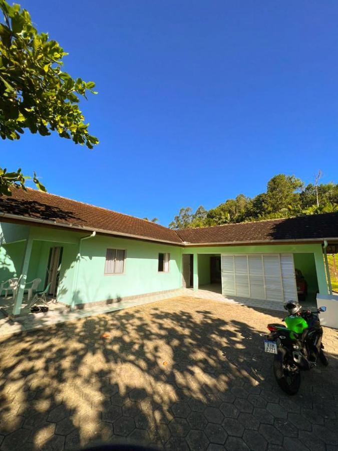 Casa Ampla Ha 8 Minutos Do Centro Villa โปเมโรเจ ภายนอก รูปภาพ
